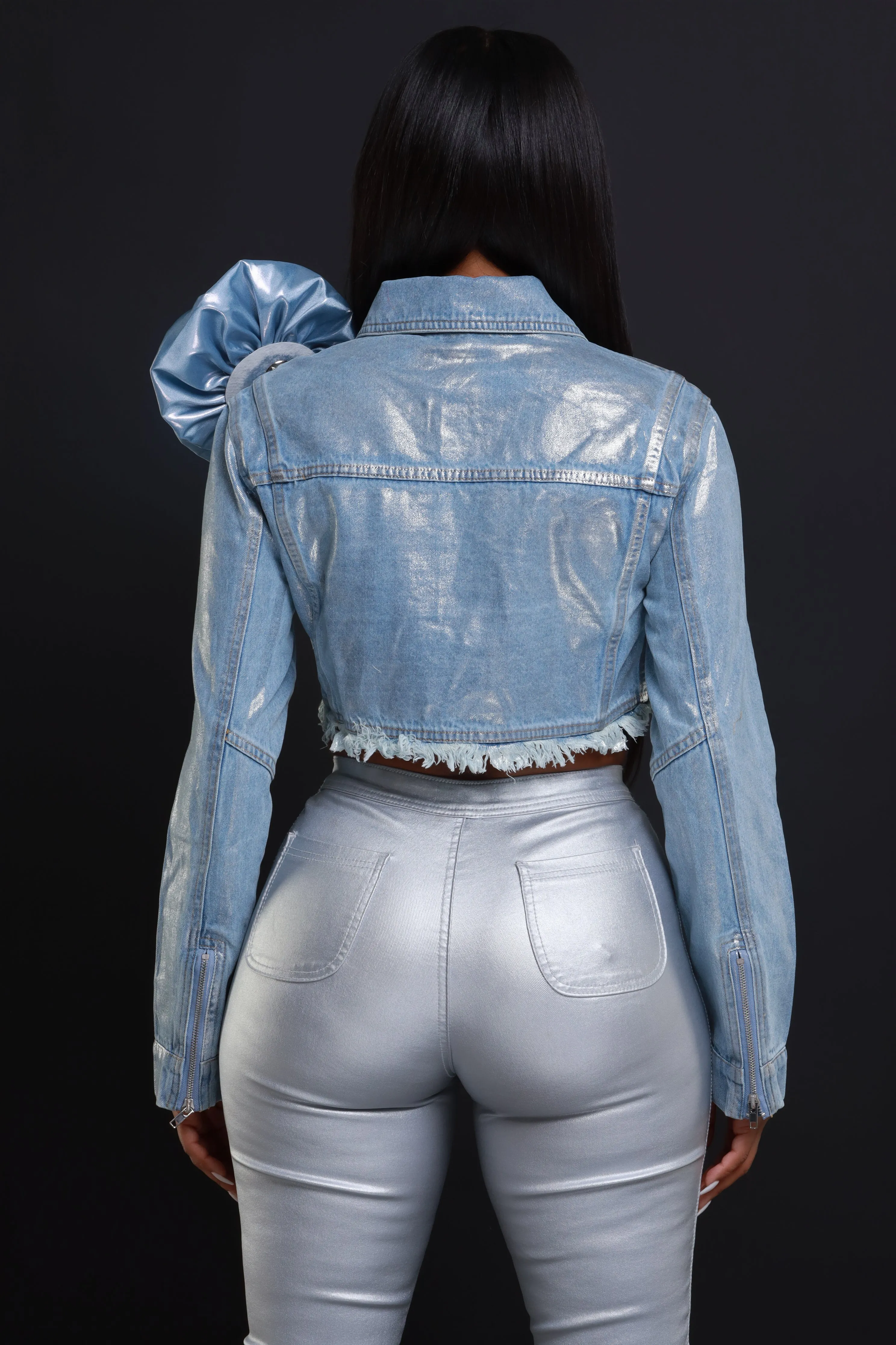 Blossom Cropped Denim Jacket - Light Wash